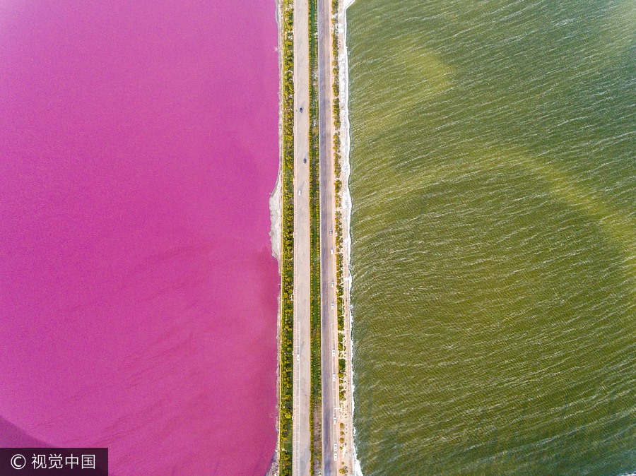 Salt lake in Shanxi looks like double-flavor hot pot