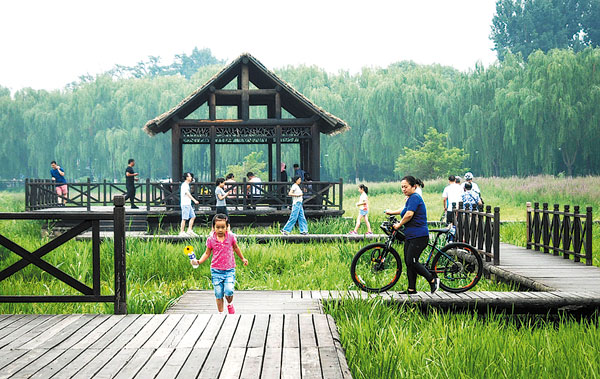 Canal flows into heart of Tongzhou