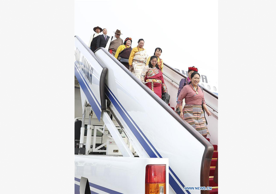 Delegates to CPC national congress arrive in Beijing