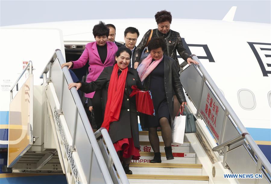 Delegates to CPC national congress arrive in Beijing