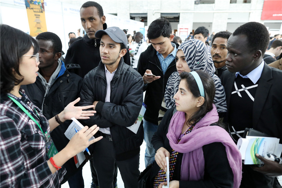 Fourth career fair for international students kicks off in Beijing