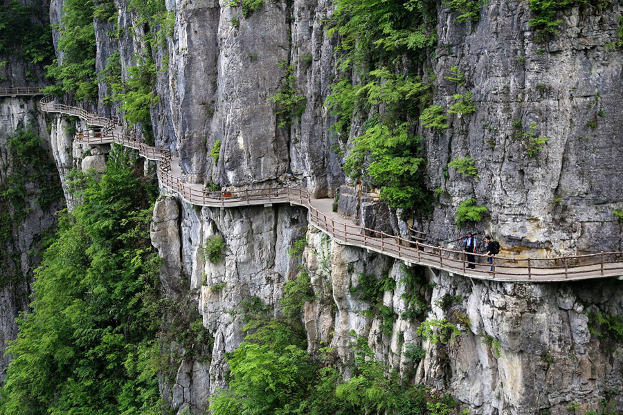 US Grand Canyon's twin sister in Central China's Hubei
