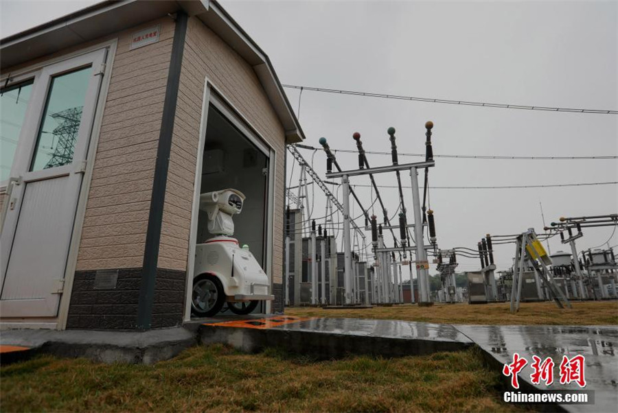 Robot, drone patrol high-voltage substation in Chongqing