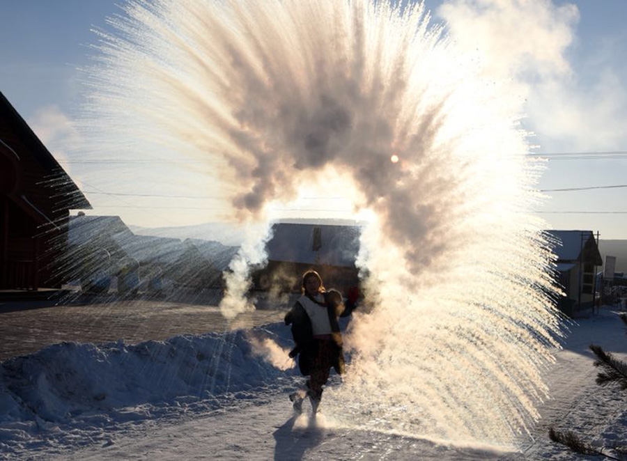Winter in northernmost China - so cold, even hot water freezes fast