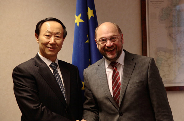 CPC official meets European political party leader