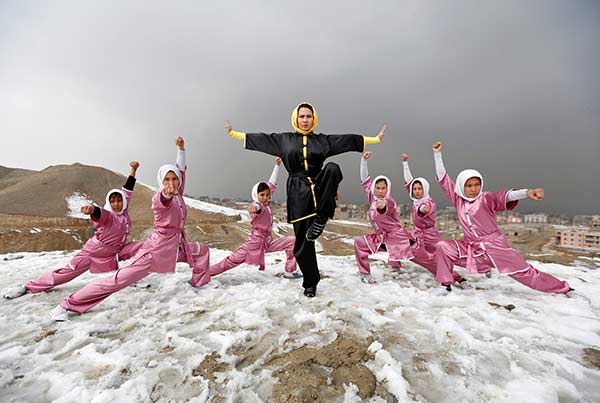 Young Afghan teaches Shaolin wushu