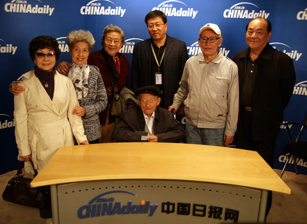 Jiang revisits China Daily after retirement