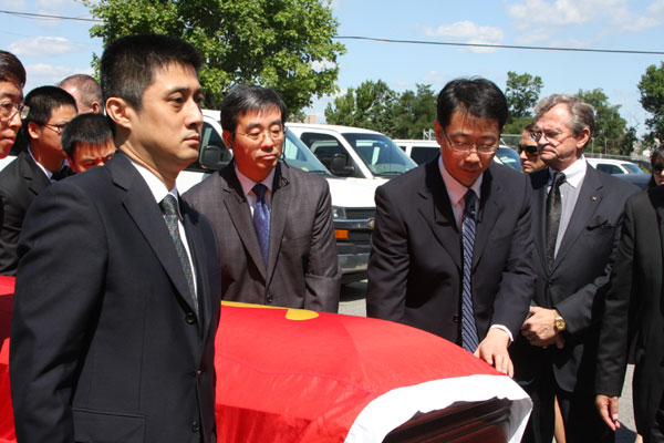 Friends, family remember veteran reporter