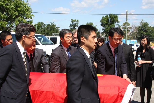 Friends, family remember veteran reporter