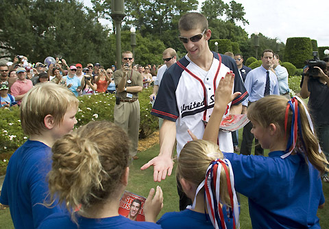 Disney honors Phelps' gold with parade