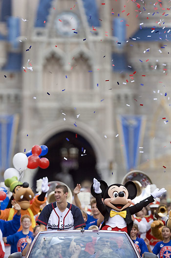 Disney honors Phelps' gold with parade