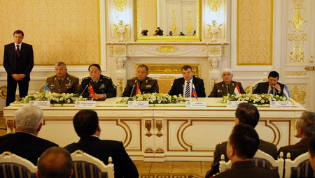 SCO holds defense ministers' meeting in Moscow