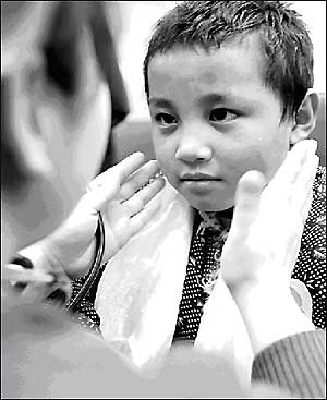 Yushu children brought to Beijing to recover
