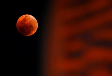 Total eclipse witnessed worldwide
