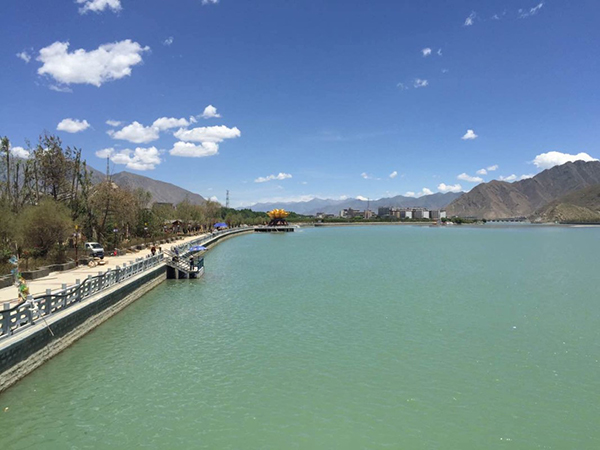 Lhasa River project brings more green