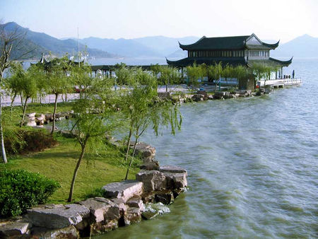 China's top 10 charming lakes