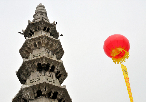 Newly-renovated Xiangji Temple