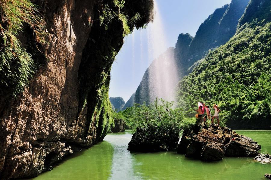 S China's karst climbs to World Heritage List