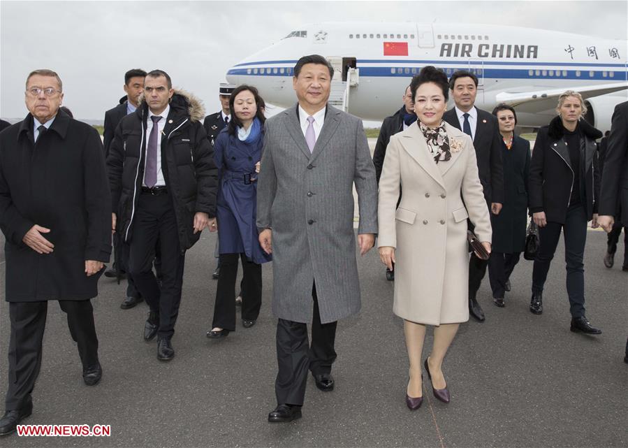 Arrivée du président chinois à Paris pour la conférence sur les changements climatiques