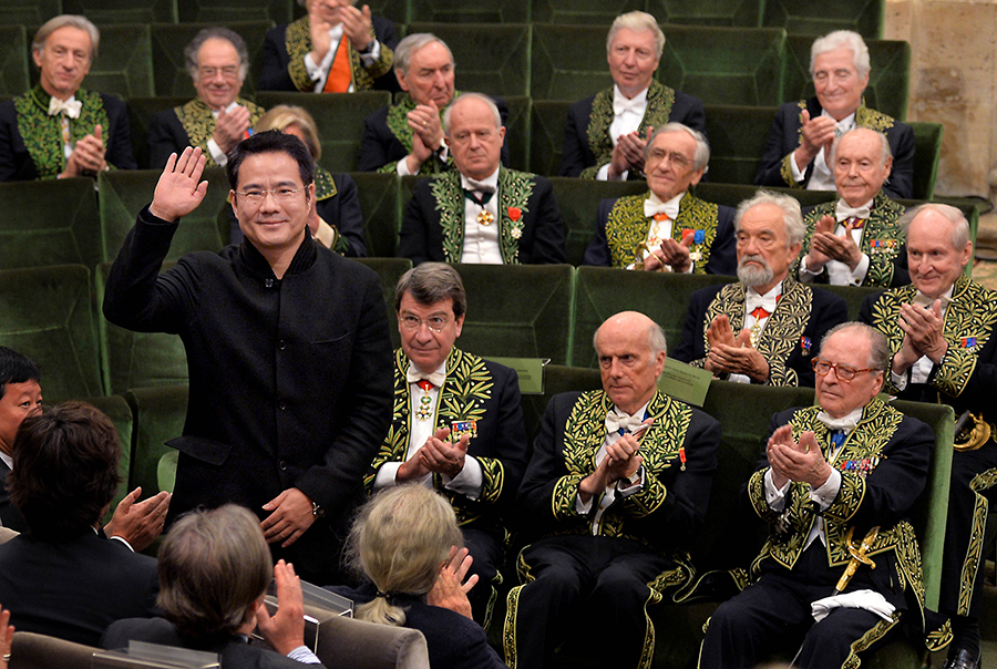 Dong Qiang, premier correspondant chinois de l'Académie des sciences morales et politiques de l'Institut de France