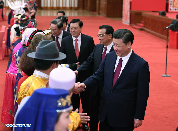 Xi Jinping participe à un rassemblement avec des législateurs et conseillers politiques issus de groupes ethniques