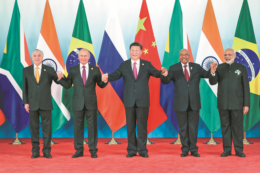 Les BRICS voguent vers une « décennie dorée »