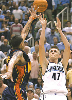 Jazz end Warriors' dream run