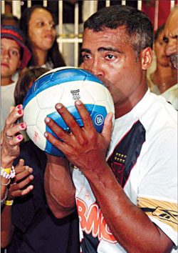 Romario's '1,000th goal' sparks wild celebrations