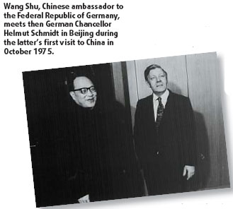 A journalist and a diplomat