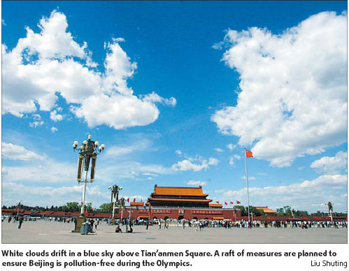 Greater efforts needed to clear Beijing smog