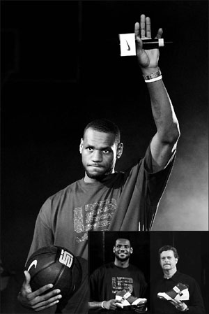 China goes crazy for 'king' James