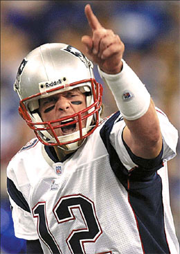 Brady leads Patriots past Colts