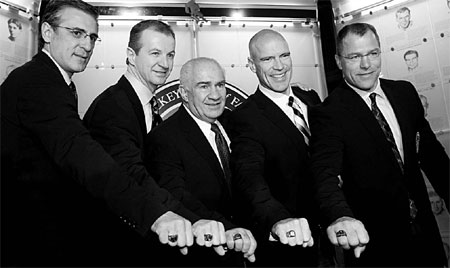 Messier again leads way at Hall of Fame
