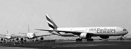 Emirates may sell 30% stake in IPO