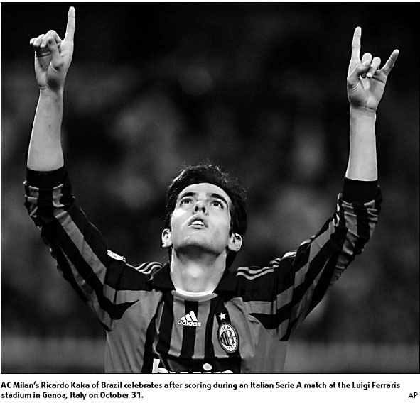 Kaka could leave Italy if violence continues