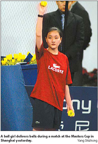 Ball boys and girls help tournament run smoothly