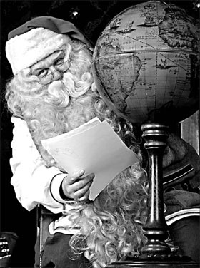 Arctic town cashes in on Santa Claus