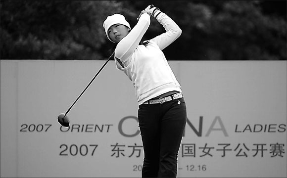 Feng gets into swing of things