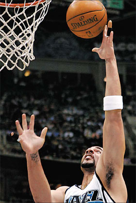 Jazz snap Blazers' winning streak