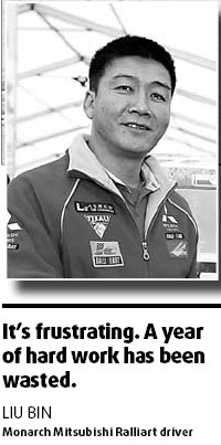 Devastated Dakar racers return home