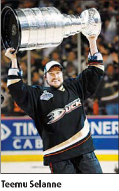 Selanne rejoins Ducks for Cup tilt