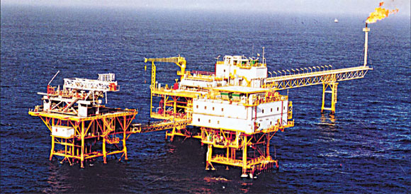 Energy industry an economic pillar in Iran
