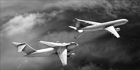 Boeing takes USAF to task on deal