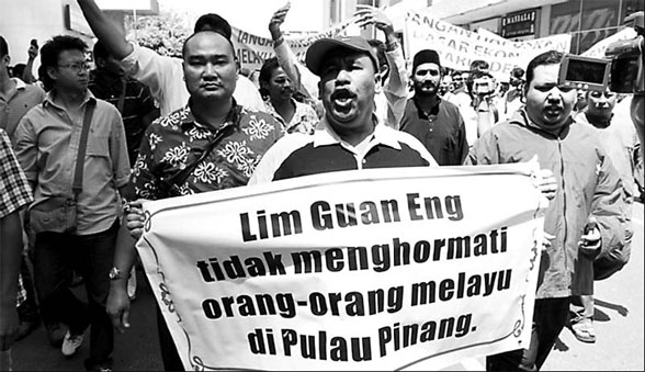 PM urged to resign as rift opens in party