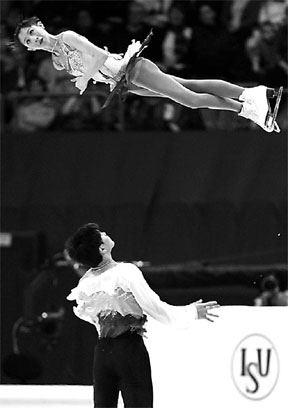 China dominates pairs as France leads ice dancing