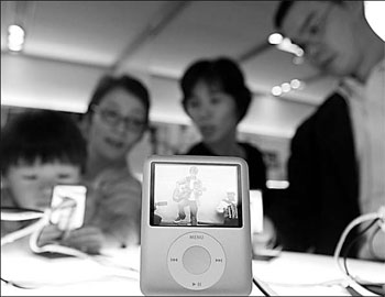 Apple considers iTunes shakeup