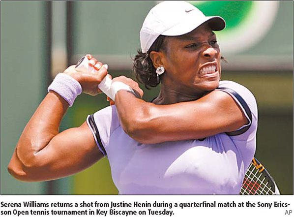 Federer, Kuznetsova advance in Miami