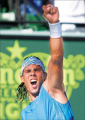 Nadal outguns Blake in 3 sets in quarterfinal