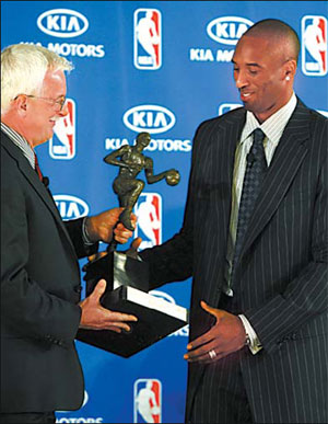 Lakers' Bryant finally handed MVP award