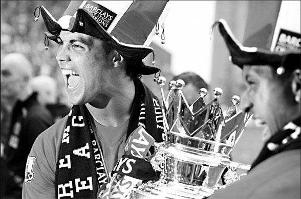 Title has Fergie bouncing to Moscow